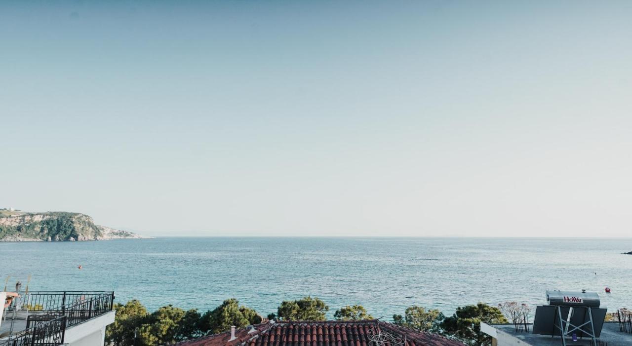 Himara 28 Hotel Buitenkant foto